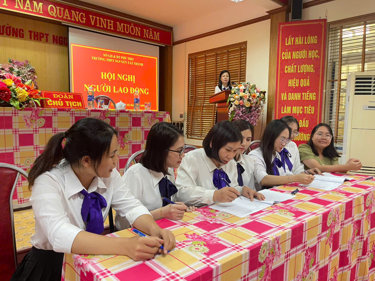 z7084036982650 2137accddbb29e6b0693c98221fb251d